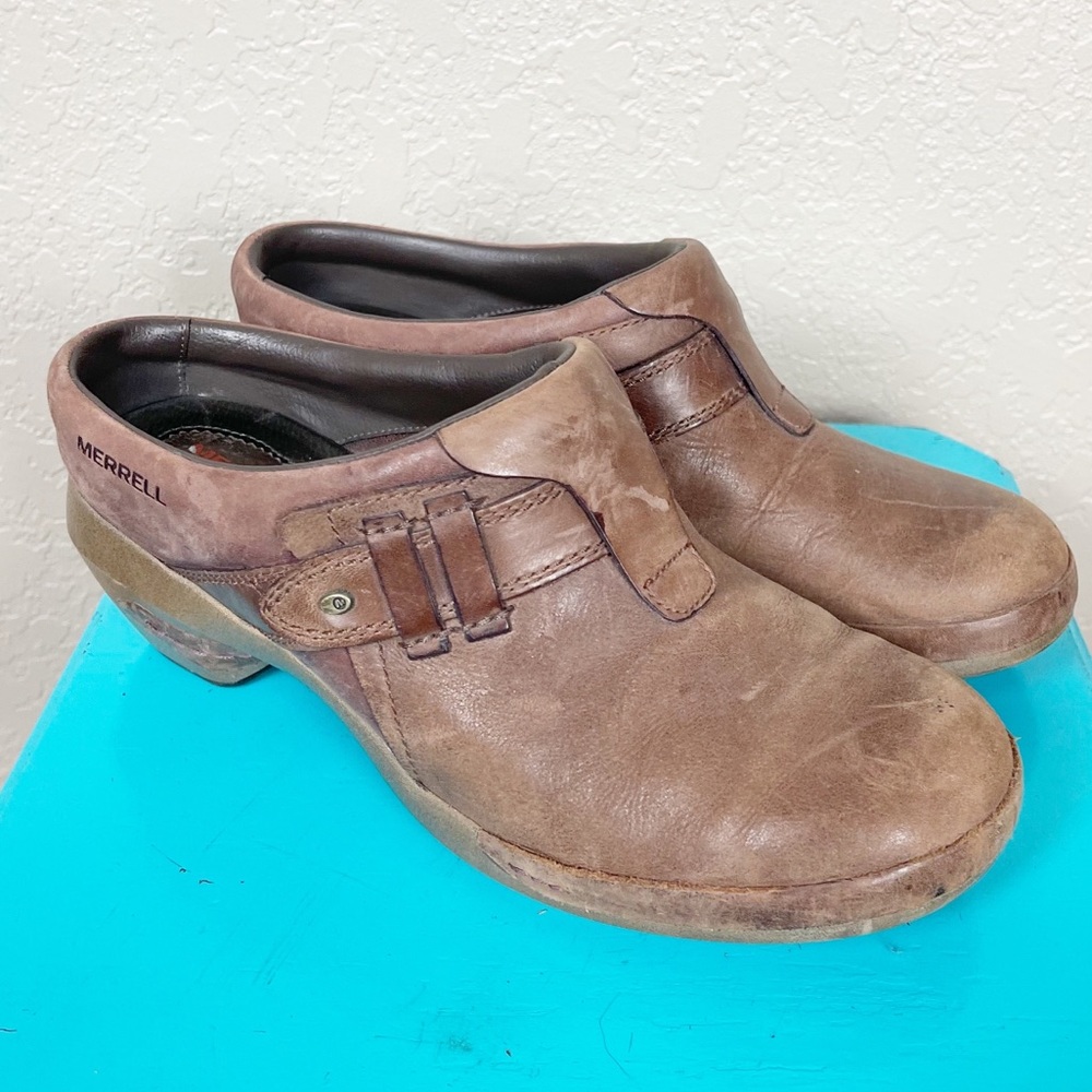 Merrell brown leather ankle boot